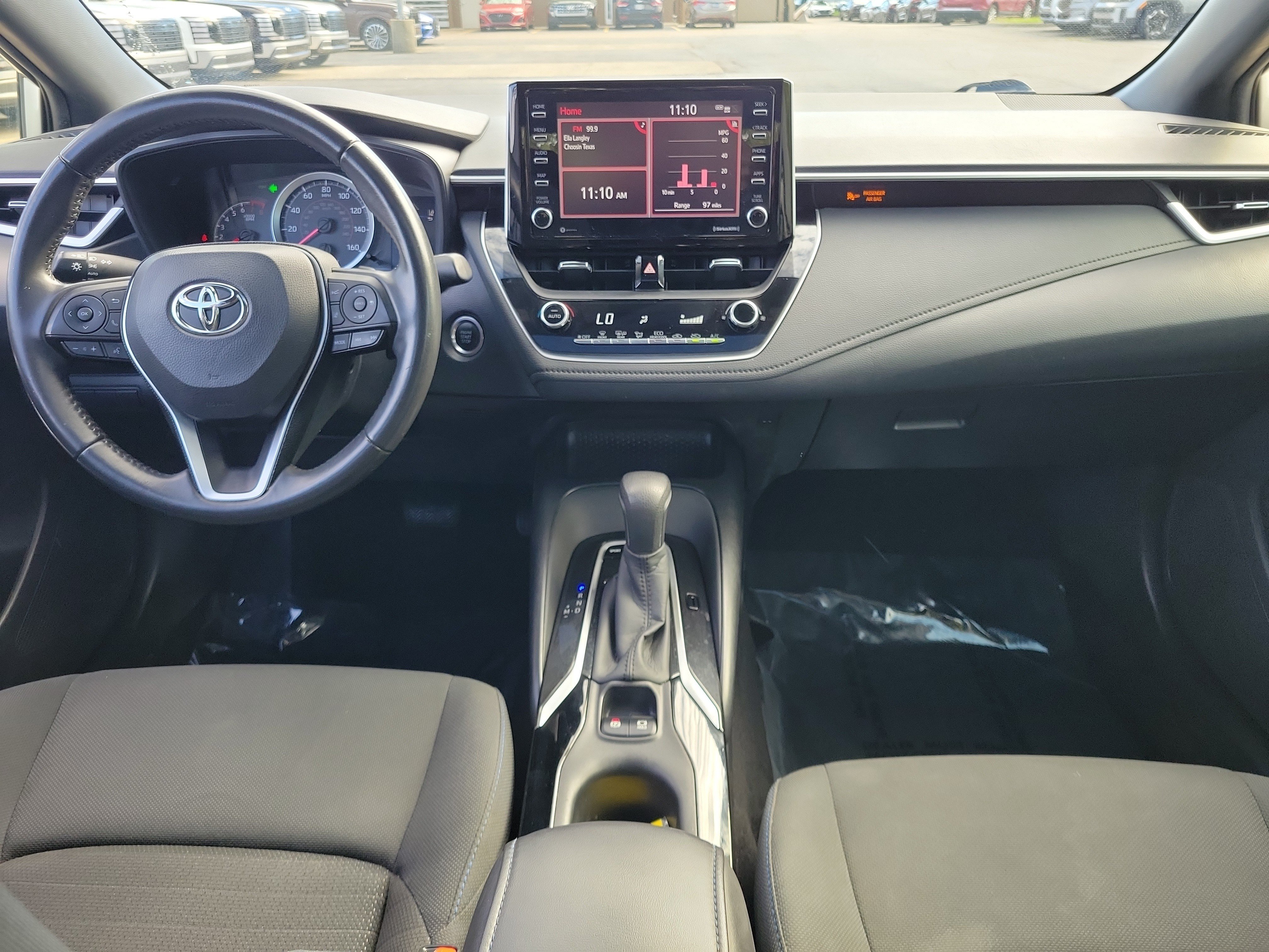 Used 2021 Toyota Corolla SE w/ SE Premium Package FWD image 9