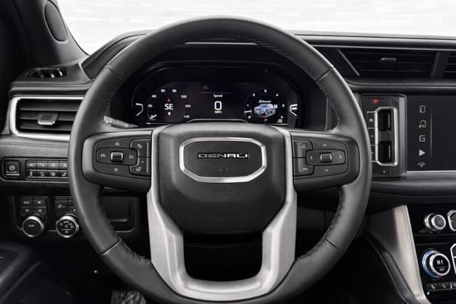 Used 2024 GMC Yukon Denali AWD/4WD image 25