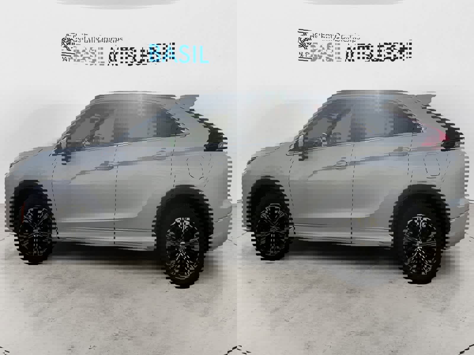 Used 2022 Mitsubishi Eclipse Cross SEL image 2