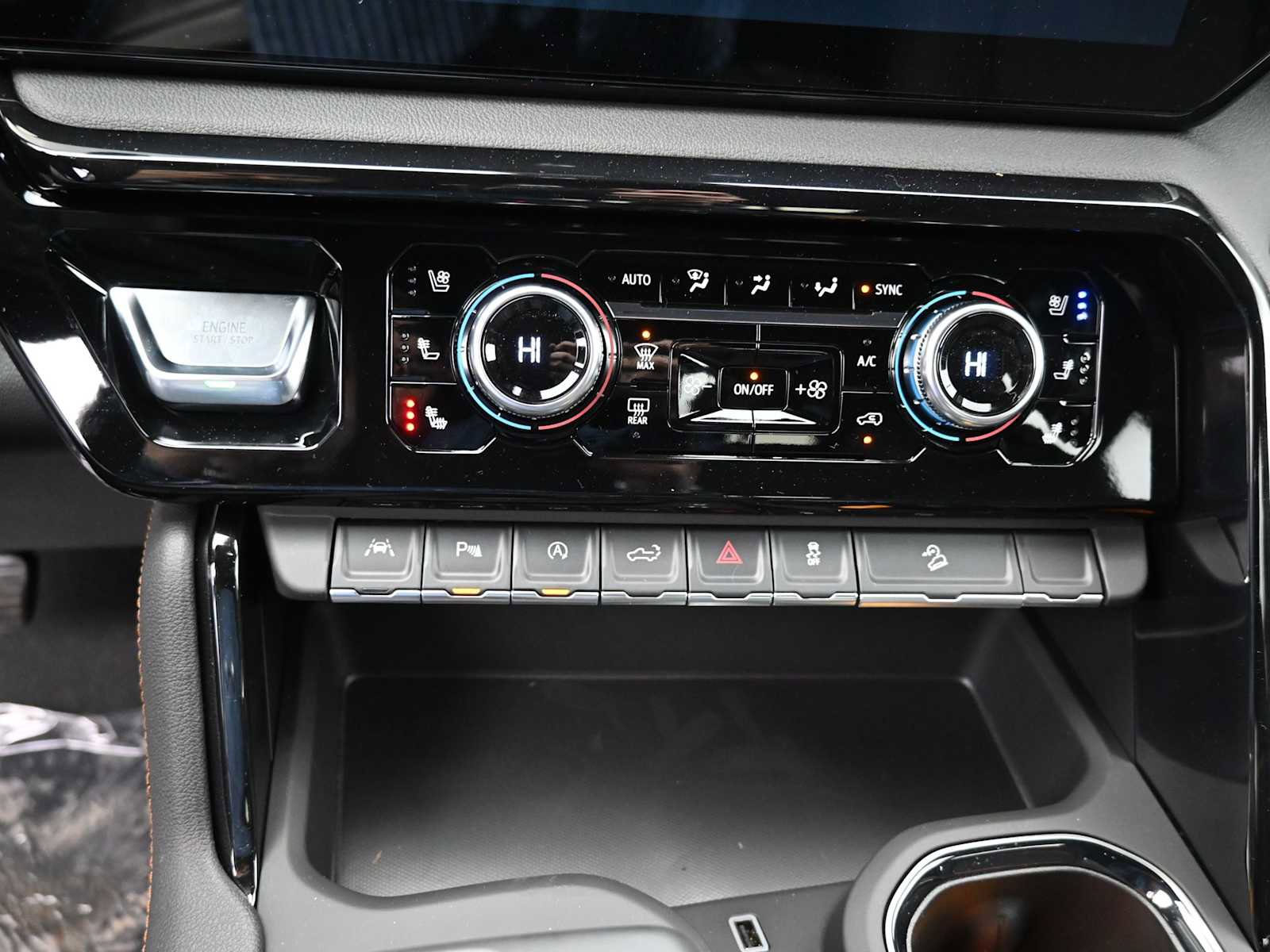 New 2026 GMC Sierra 1500 AT4 w/ AT4 Premium Package image 9