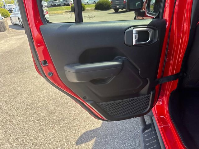Used 2024 Jeep Wrangler Sport S image 15