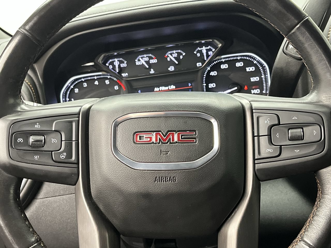 Certified 2021 GMC Sierra 1500 AT4 w/ AT4 Preferred Package AWD/4WD image 16