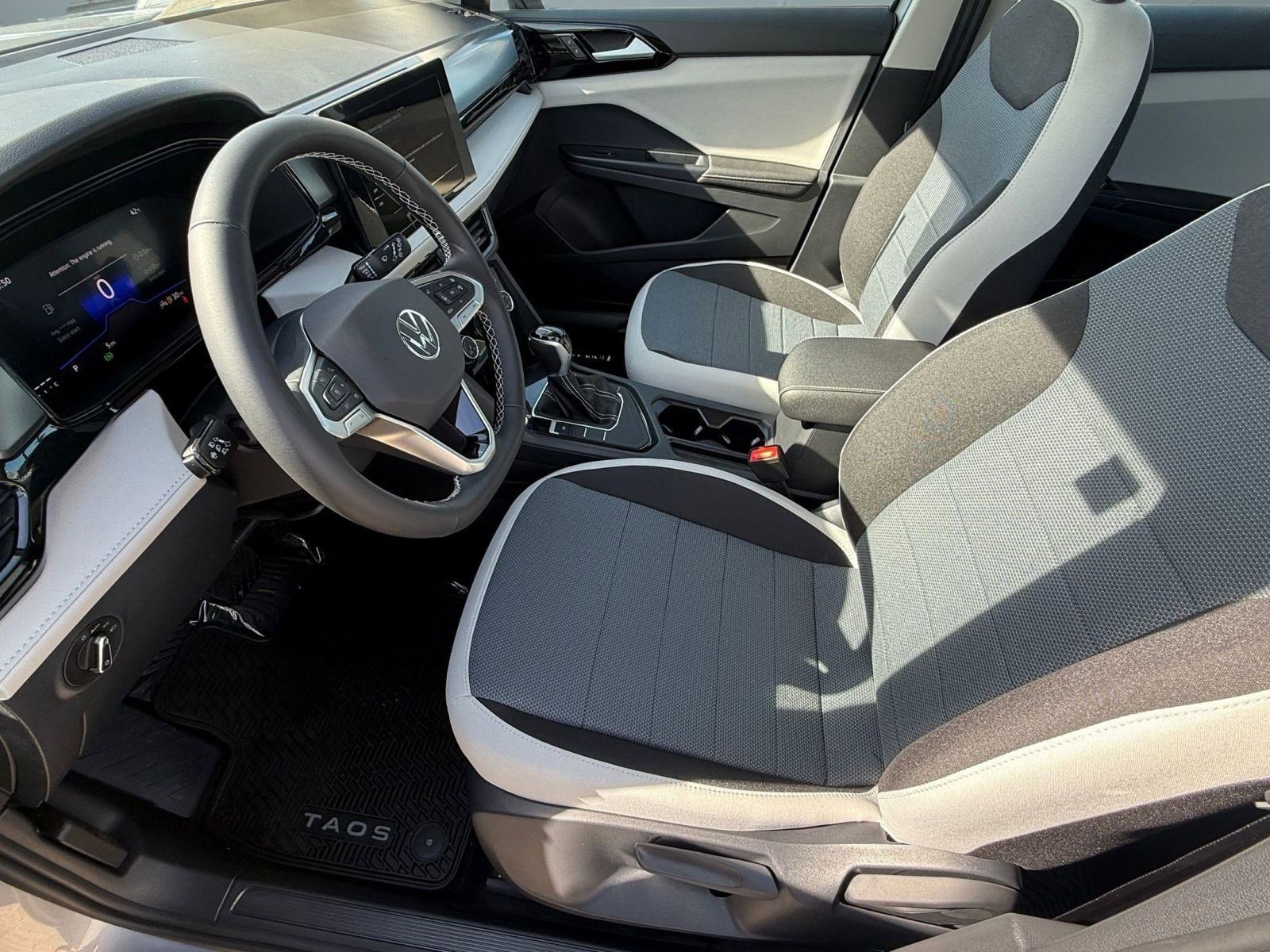 New 2026 Volkswagen Taos S image 5