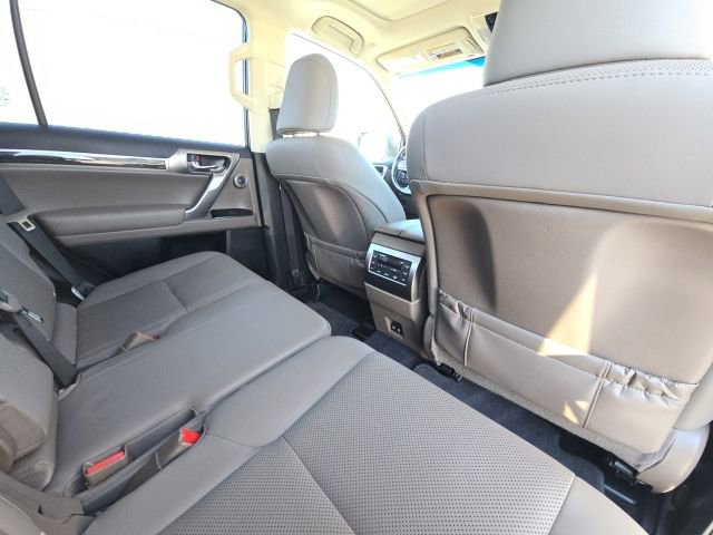 Used 2022 Lexus GX 460 Premium w/ Premium Plus Package image 17