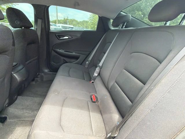 Used 2025 Chevrolet Malibu LS FWD image 12