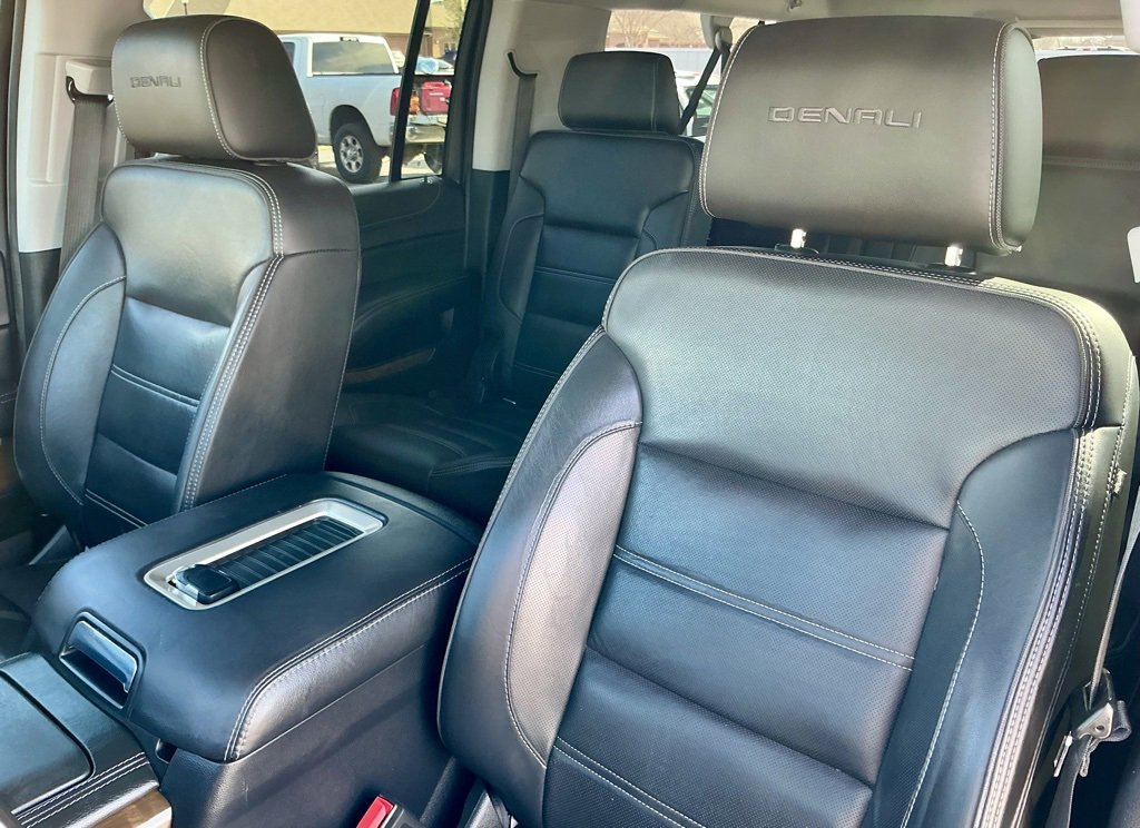 Used 2019 GMC Yukon XL Denali w/ Denali Ultimate Package image 38