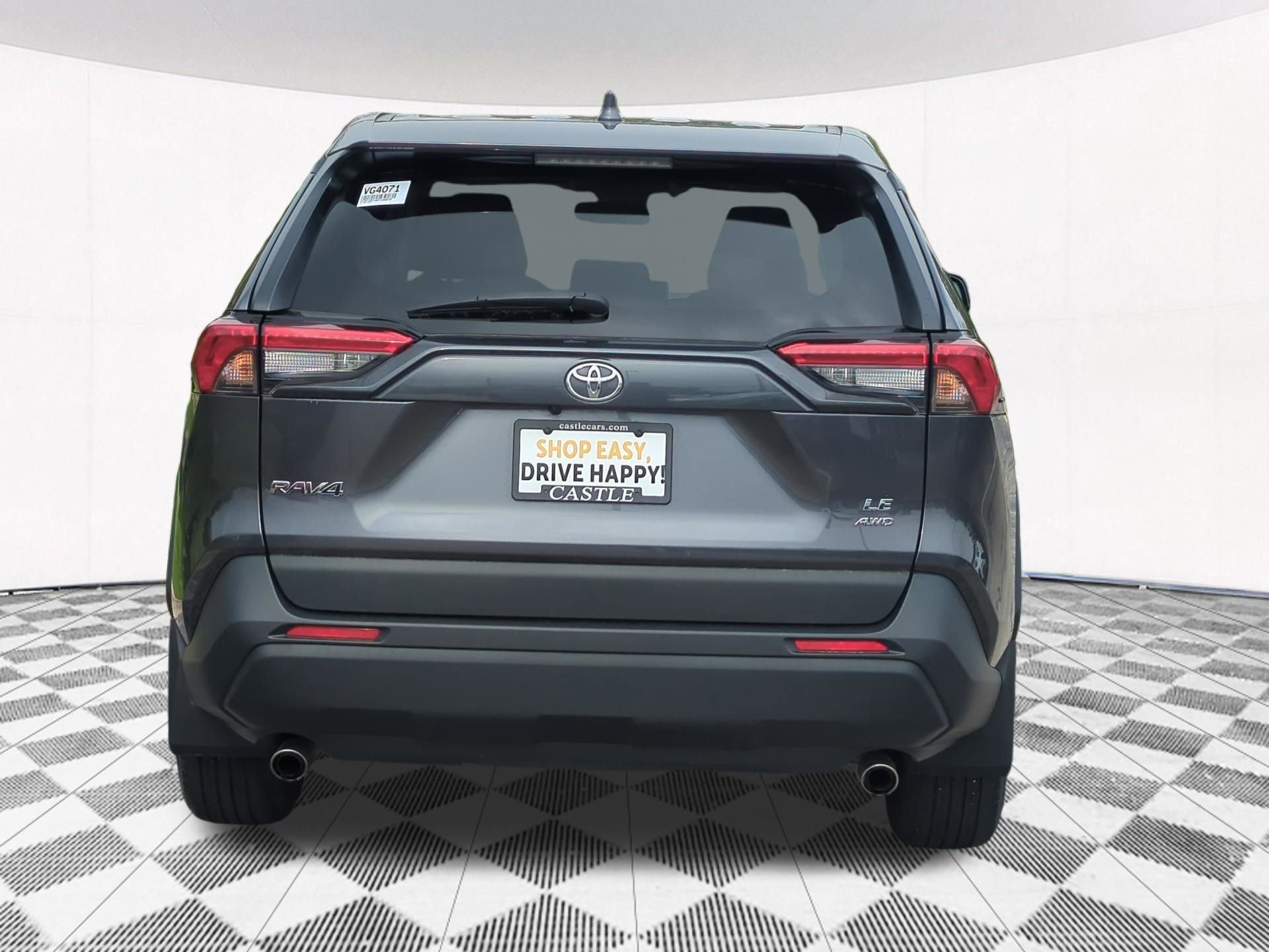 Used 2023 Toyota RAV4 LE AWD/4WD image 8