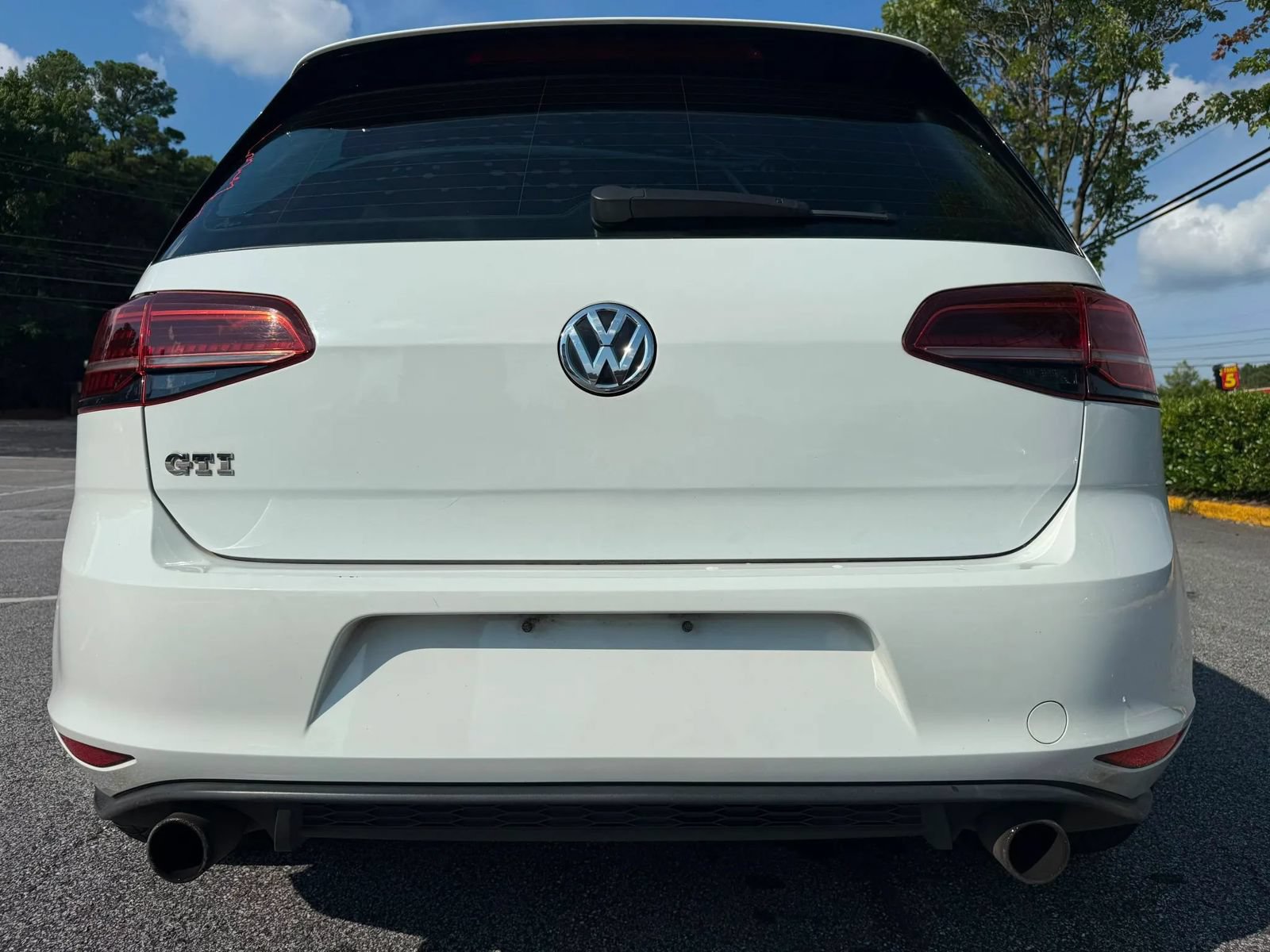 Used 2017 Volkswagen GTI S FWD image 3