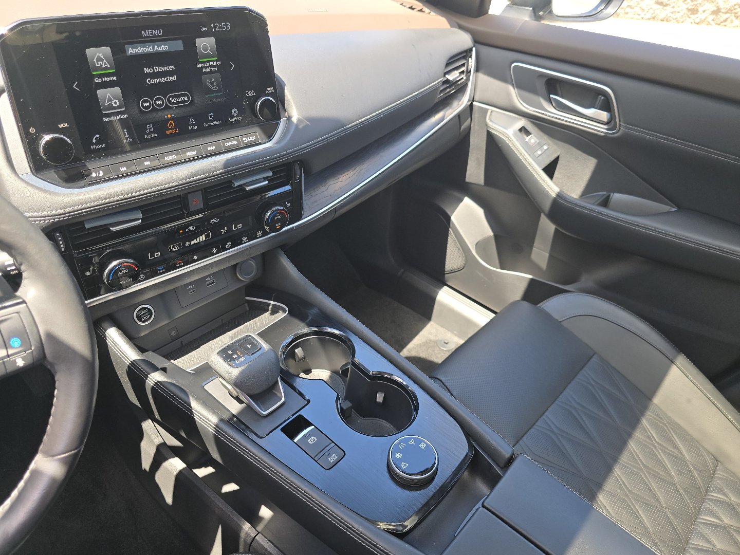 Used 2023 Nissan Rogue Platinum w/ Platinum Premium Package AWD/4WD image 30
