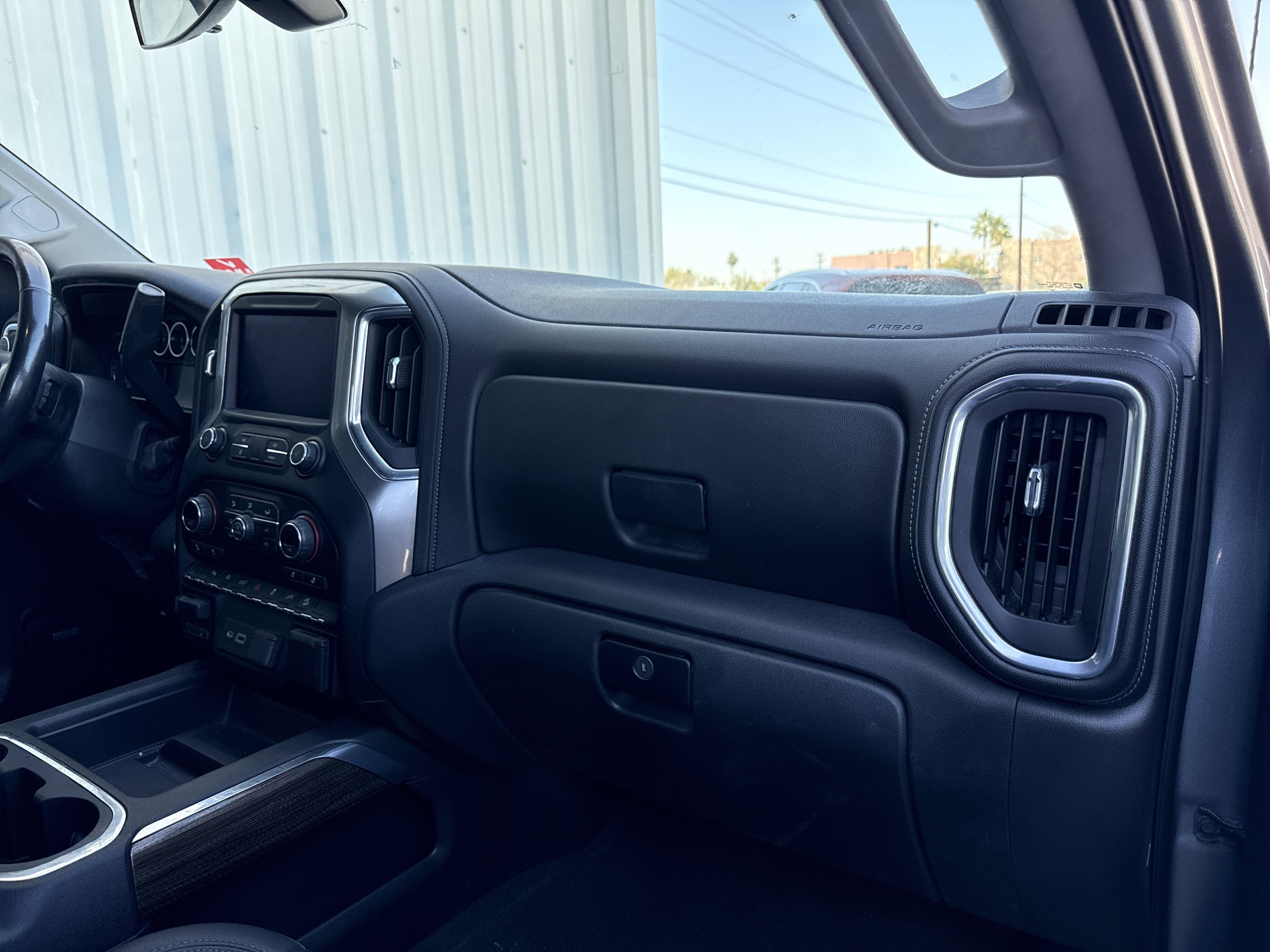 Used 2021 Chevrolet Silverado 1500 LT Trail Boss w/ Convenience Package II image 46