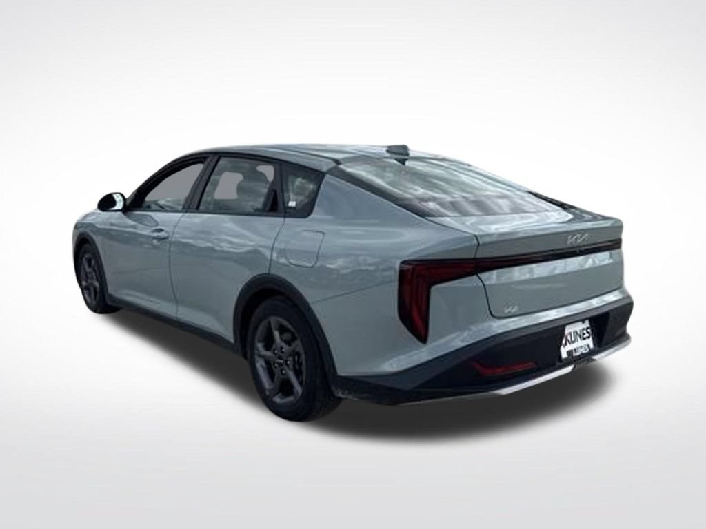 Used 2025 Kia K4 FWD image 13