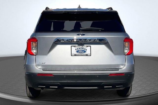 Certified 2024 Ford Explorer XLT image 4