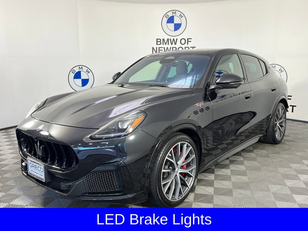 Used 2024 Maserati Grecale Trofeo AWD/4WD image 3