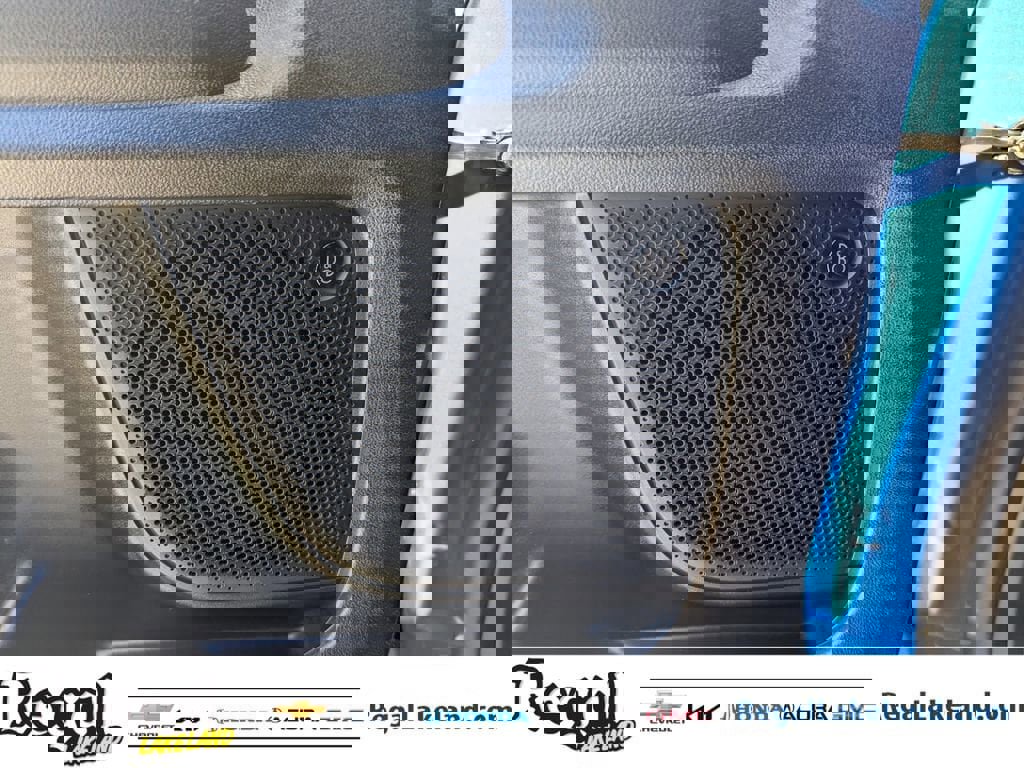 Used 2025 Ford Bronco Sport Outer Banks w/ Outer Banks Tech Package+ image 16