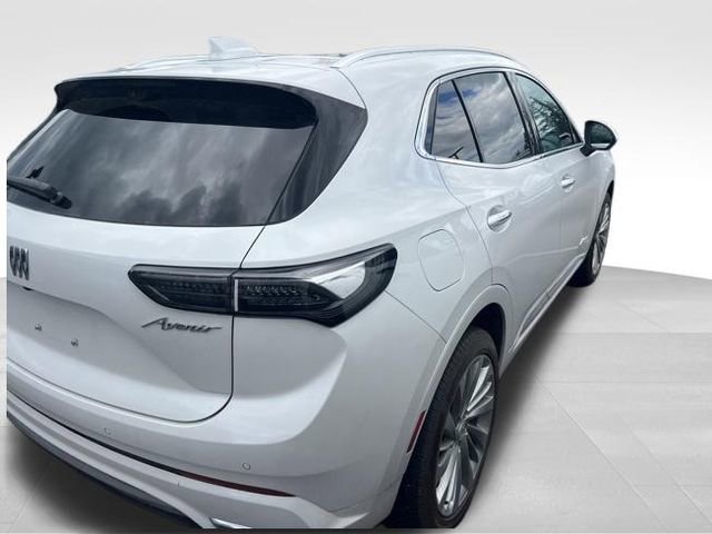 Used 2025 Buick Envision Avenir AWD/4WD image 10