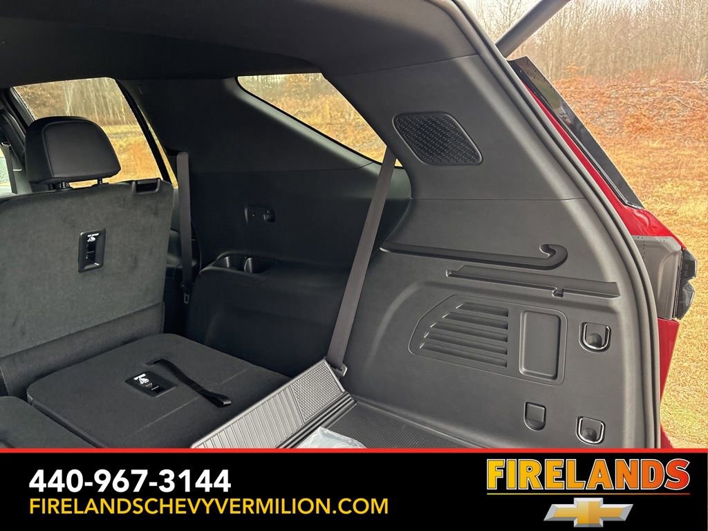 New 2026 Chevrolet Traverse LT w/ Driver Confidence Package FWD image 57