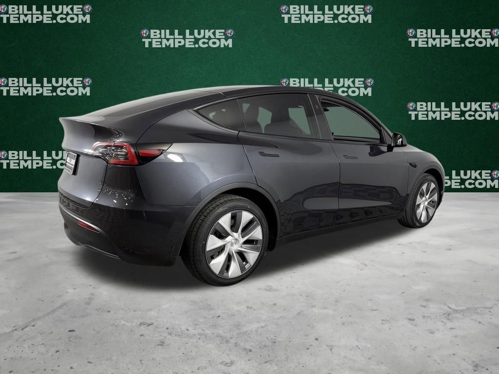 Used 2024 Tesla Model Y Long Range image 6