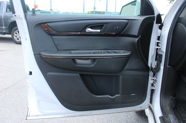Used 2016 GMC Acadia Denali AWD/4WD image 30
