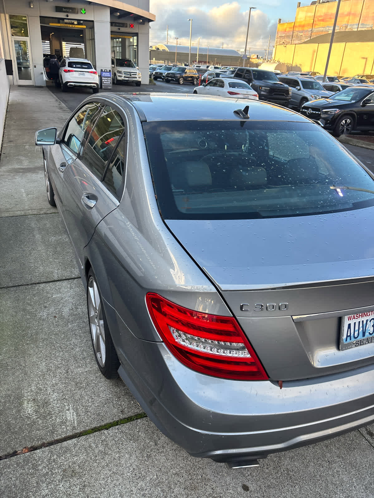 Used 2014 Mercedes-Benz C 300 Sport image 6