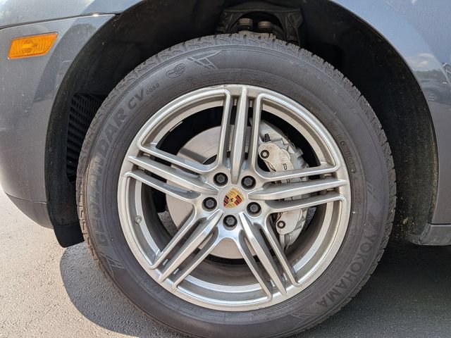 Used 2017 Porsche Macan S AWD/4WD image 9