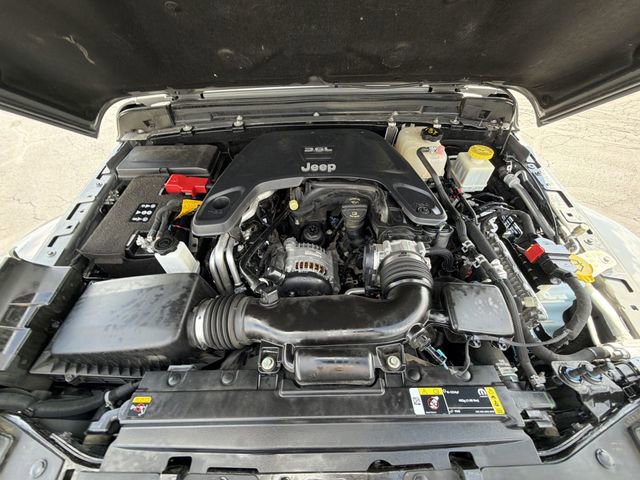 Used 2021 Jeep Gladiator Sport AWD/4WD image 30