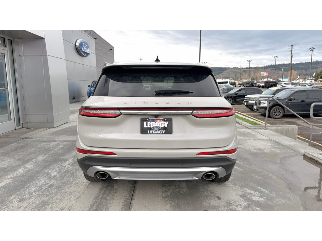 Used 2022 Lincoln Corsair FWD w/ Equipment Group 101A image 8