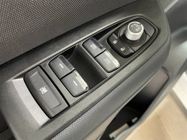 Used 2026 Subaru Forester Premium AWD/4WD image 19