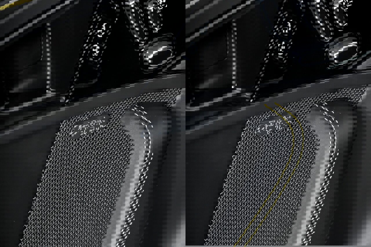 Used 2018 Jaguar F-TYPE 400 Sport image 19