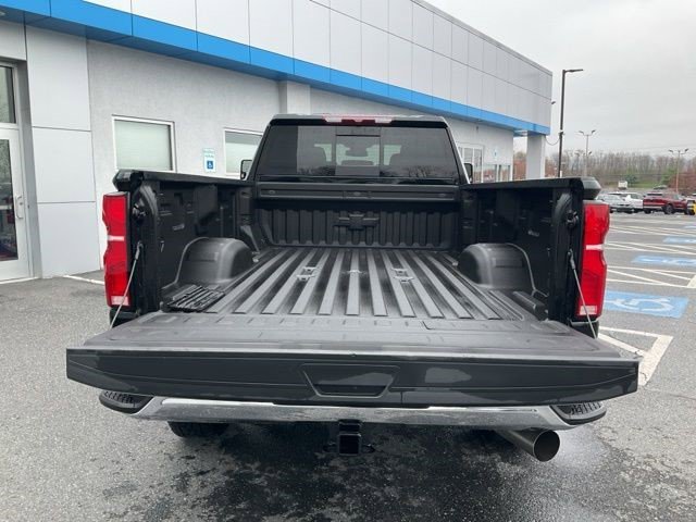 Certified 2025 Chevrolet Silverado 3500 LTZ image 14