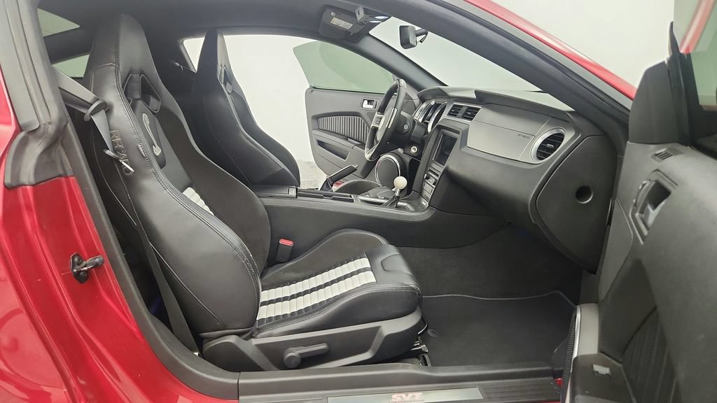 Used 2013 Ford Mustang Shelby GT500 RWD image 17
