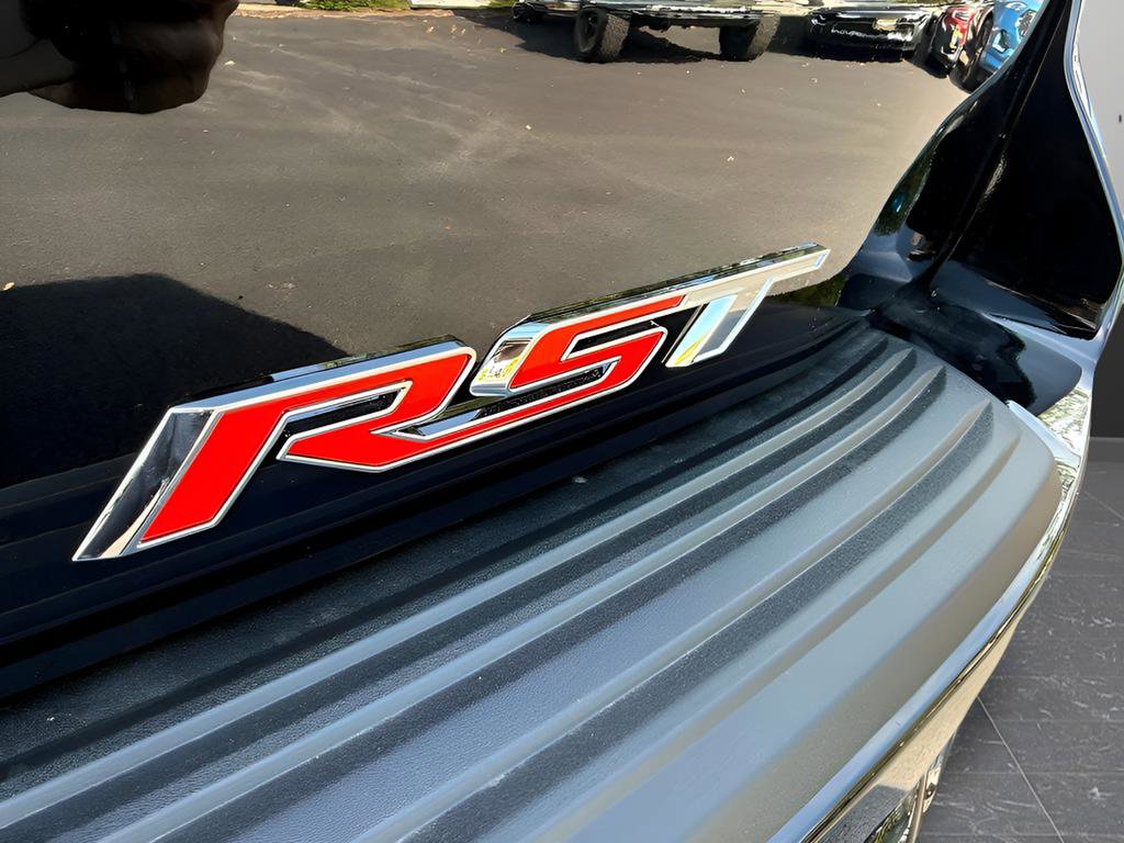 Used 2026 Chevrolet Suburban RST w/ Comfort Package image 34