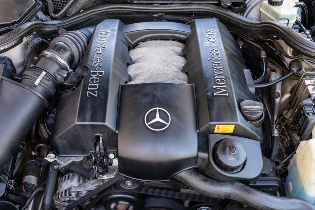 Used 2002 Mercedes-Benz E 320 4MATIC Sedan image 29