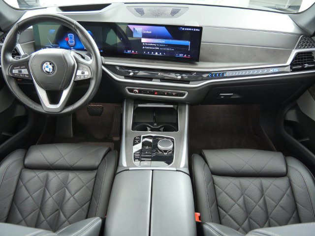 New 2027 Volkswagen Jetta SE FWD image 5