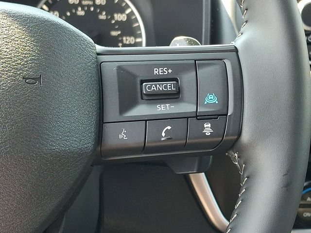 Used 2026 Nissan Rogue SV FWD image 18