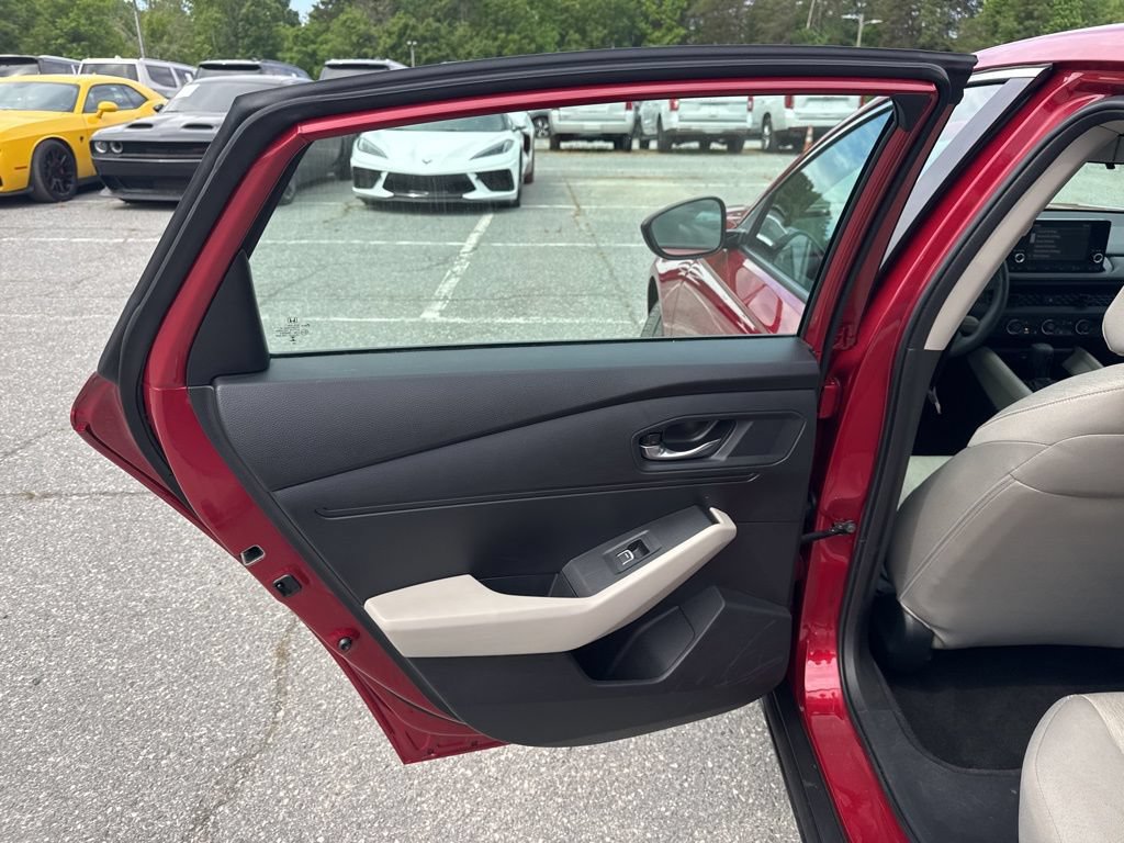 Used 2025 Honda Accord LX image 27
