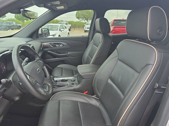 Used 2023 Chevrolet Traverse Premier image 16