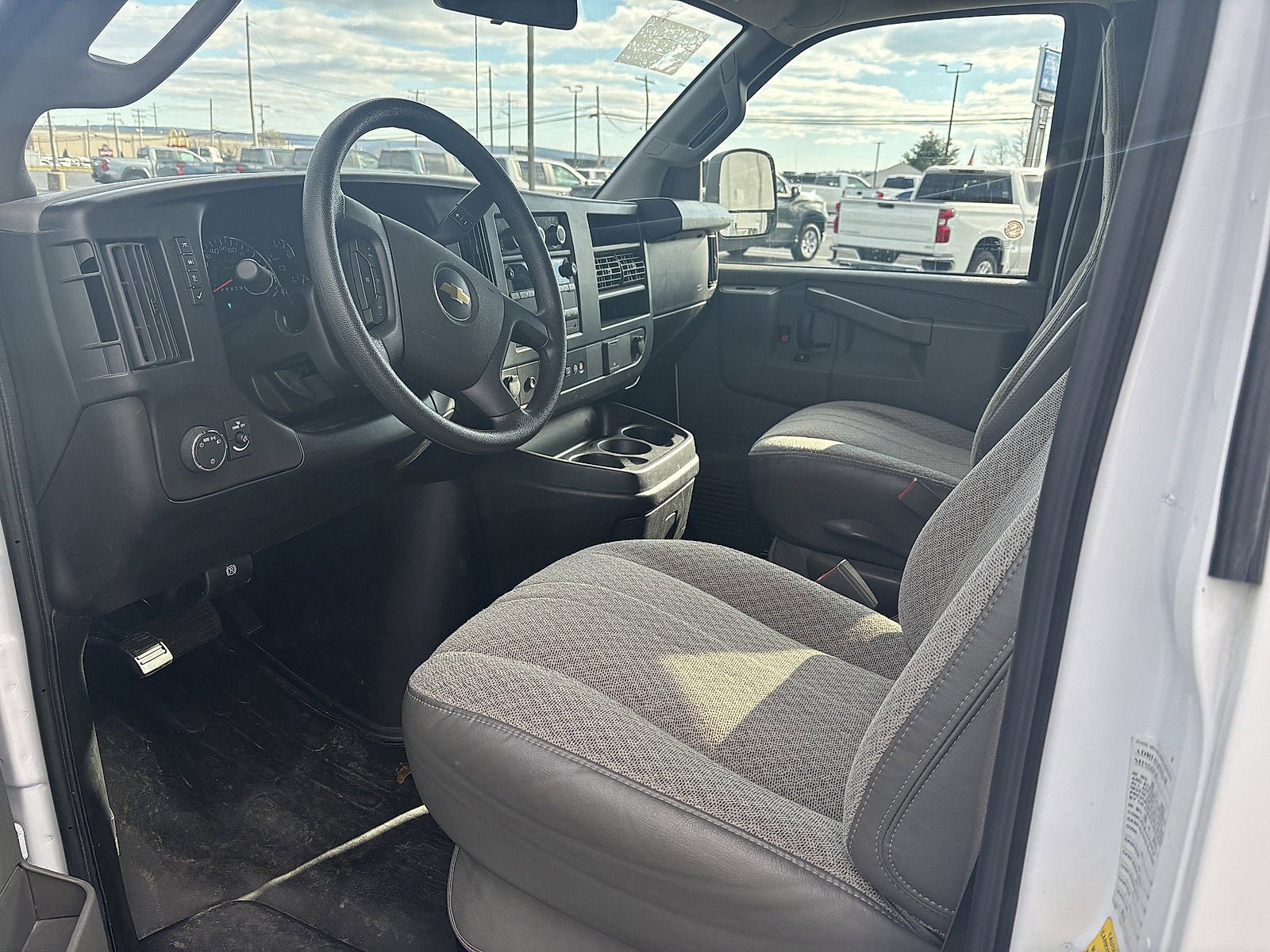 Used 2023 Chevrolet Express 3500 LS image 6