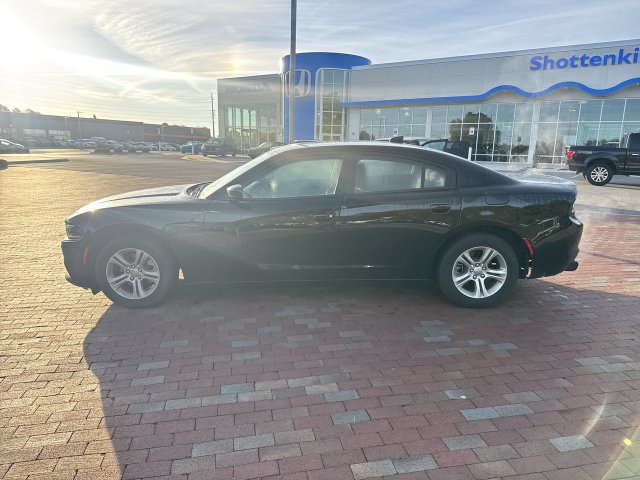 Used 2023 Dodge Charger SXT RWD image 5