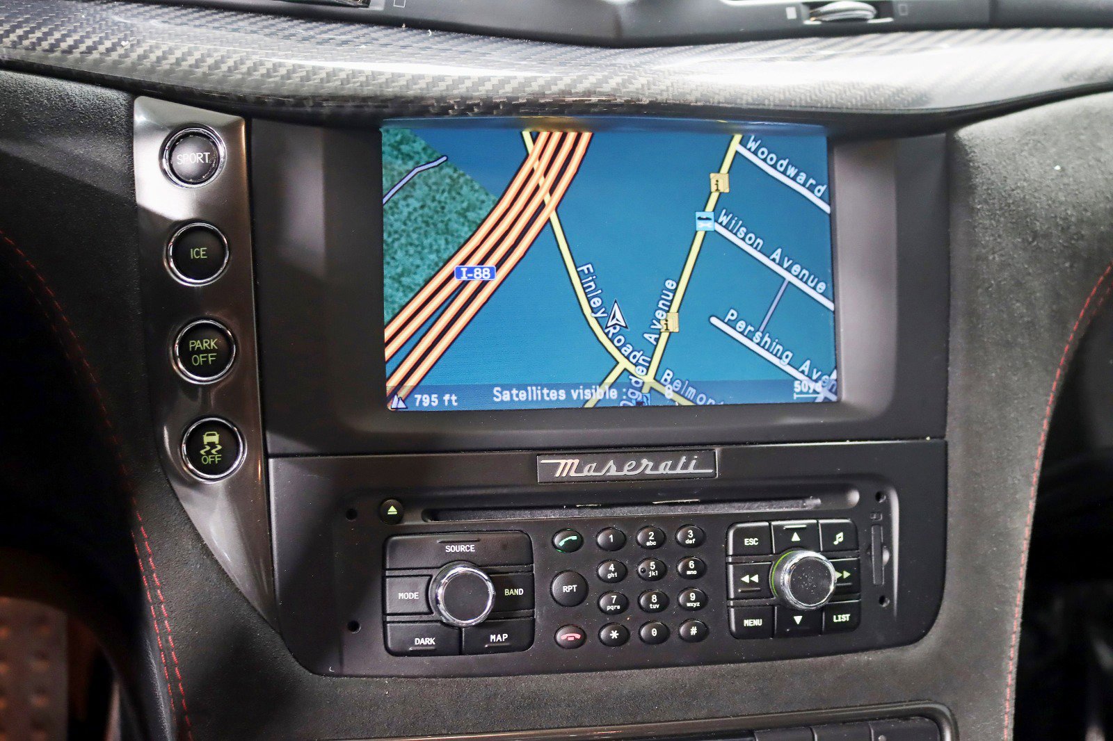 Used 2017 Maserati GranTurismo Sport image 27