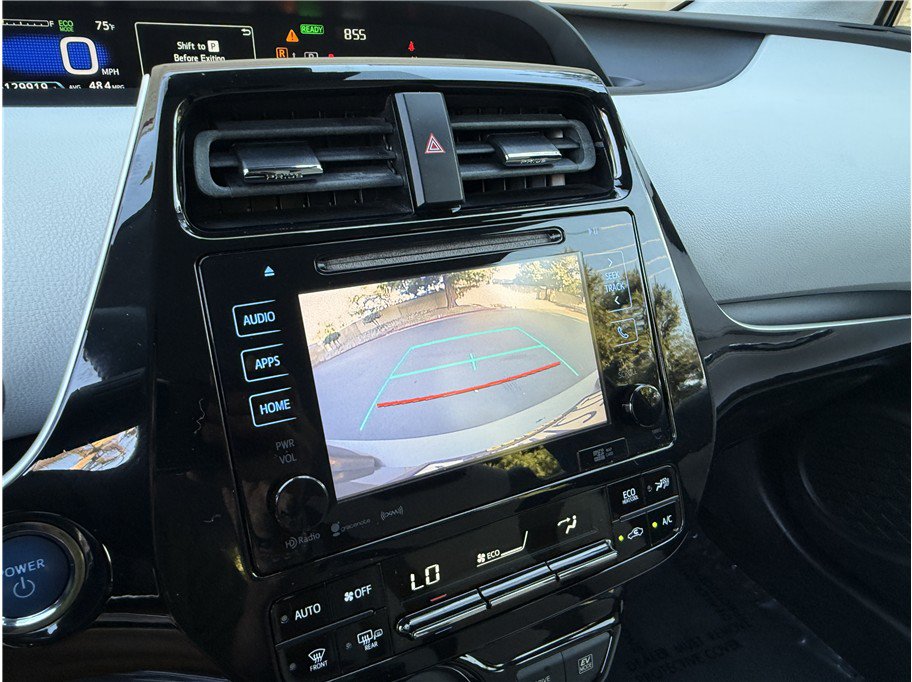 Used 2016 Toyota Prius Three Touring FWD image 15