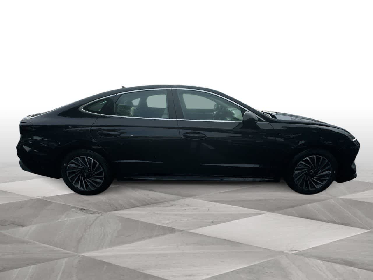 New 2025 Hyundai Sonata SEL FWD image 9