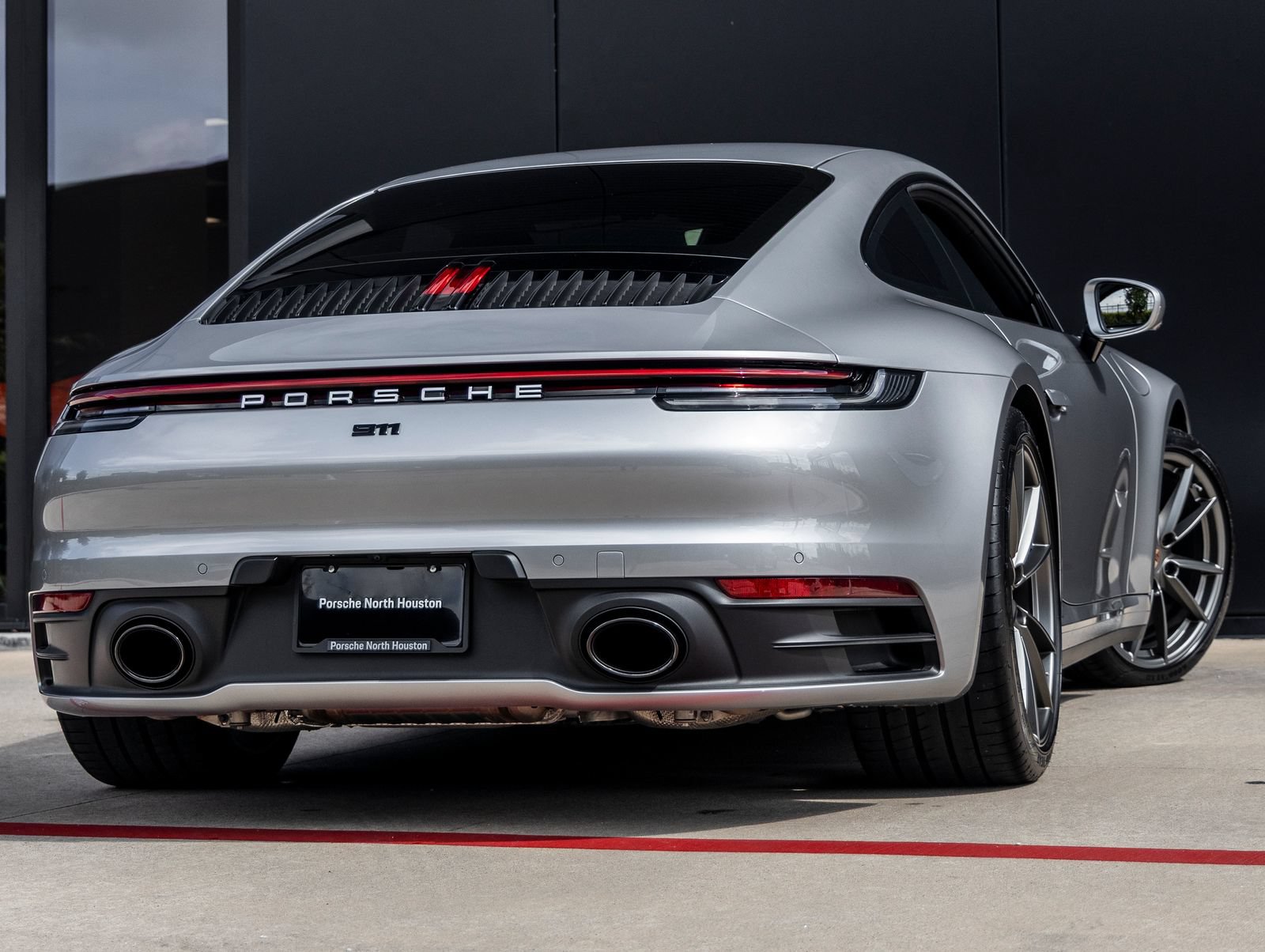 Certified 2024 Porsche 911 Carrera 4 AWD/4WD image 11