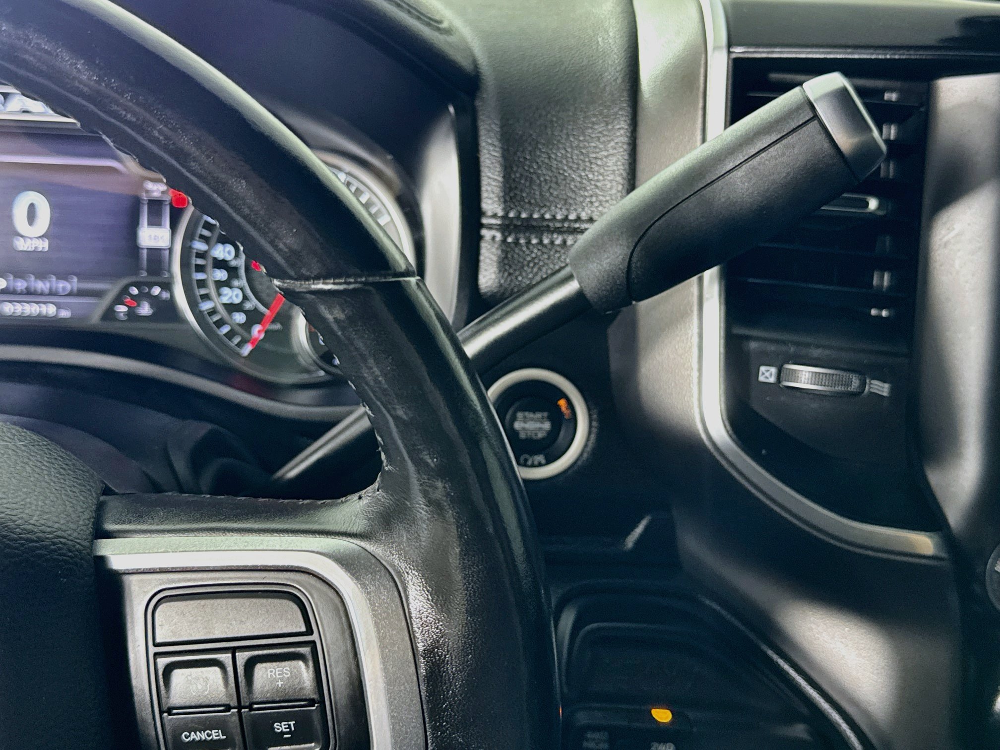 Used 2020 RAM 2500 Laramie w/ Night Edition AWD/4WD image 19
