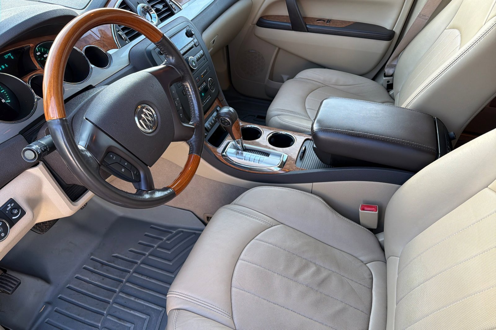 Used 2012 Buick Enclave Premium image 7