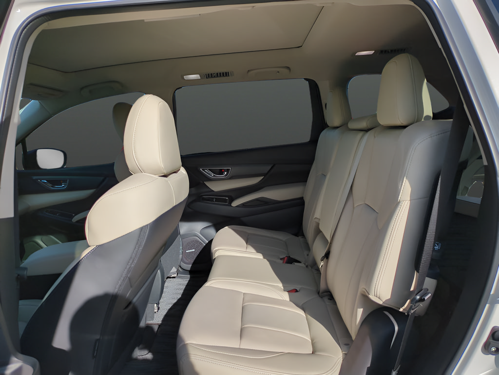 Used 2025 Subaru Ascent Limited AWD/4WD image 12