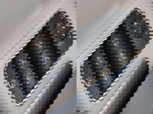 Used 2025 Mercedes-Benz GLA 250 image 22