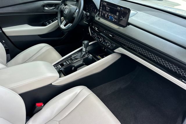 Certified 2023 Honda Accord Touring image 17