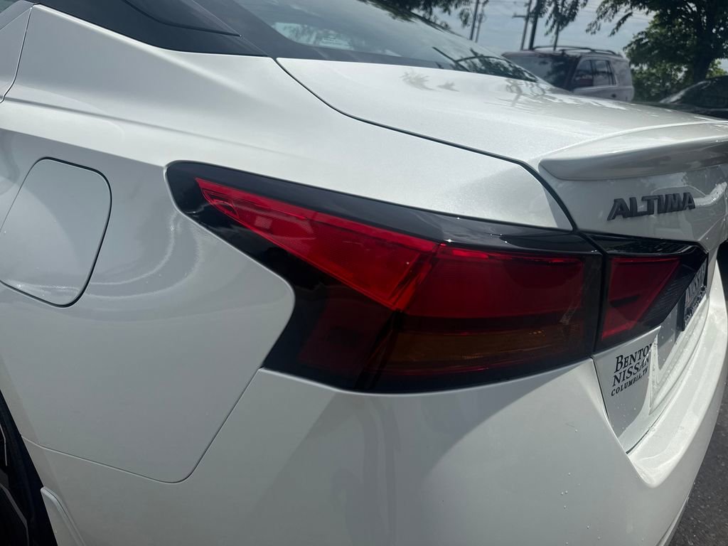 New 2026 Nissan Altima 2.5 SR w/ SR Premium Package FWD image 39