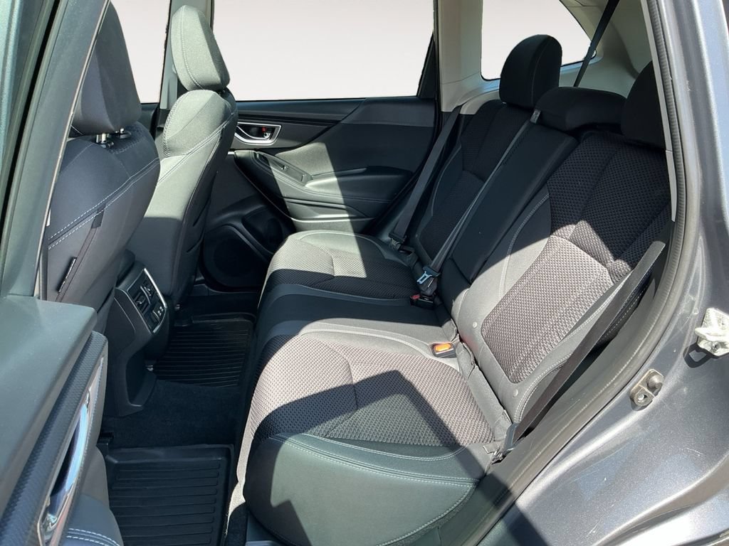 Used 2021 Subaru Forester Premium AWD/4WD image 15
