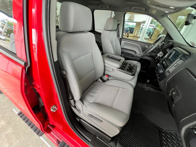 Used 2019 Chevrolet Silverado 1500 Custom w/ Custom Convenience Package image 23